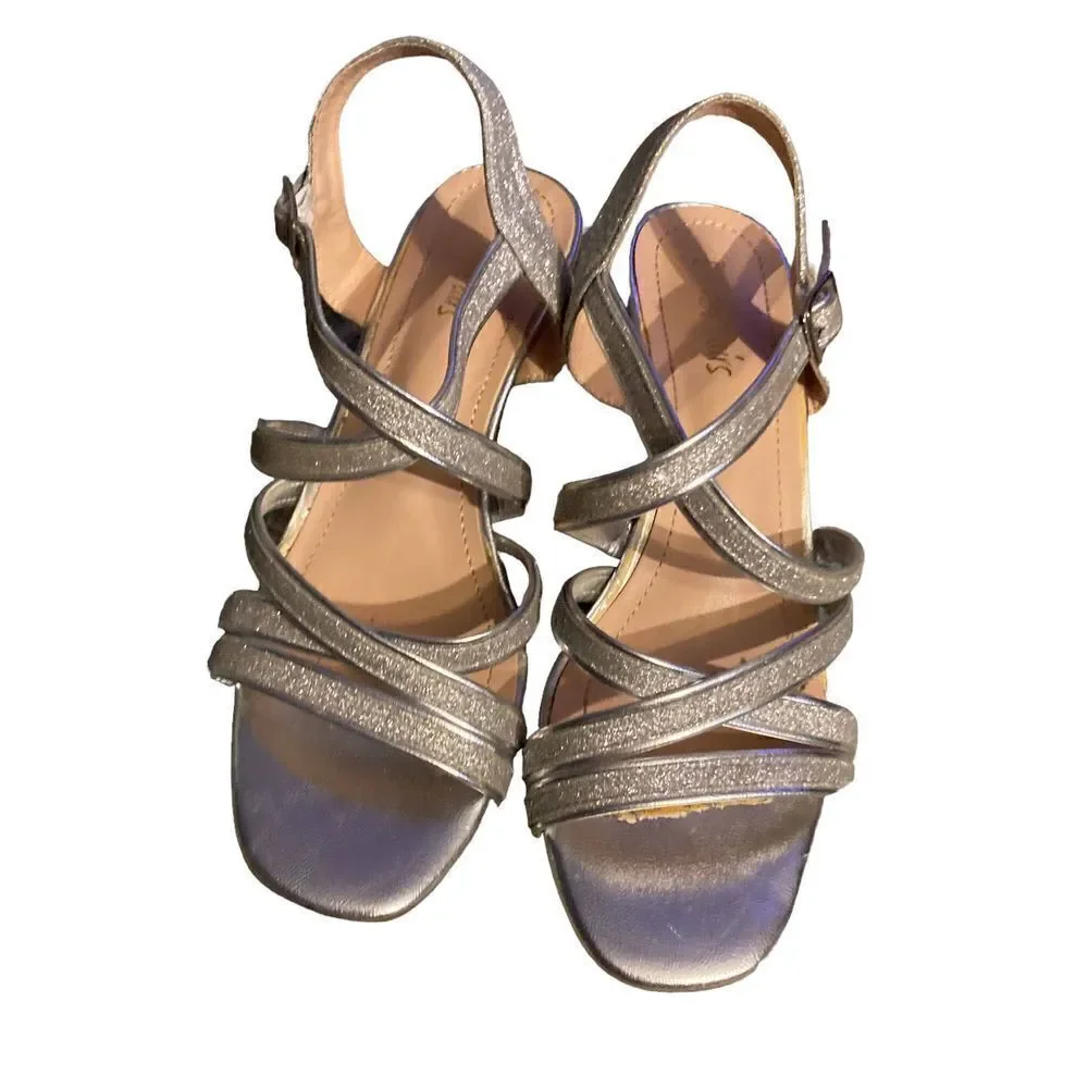 DREAM PAIRS Women’s Silver Wedge Strappy Heels Size 7.‎